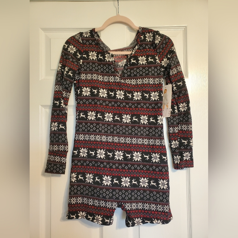 Nanamacs Shosho Black, Red and Cream Long Sleeve/shorts Pajamas